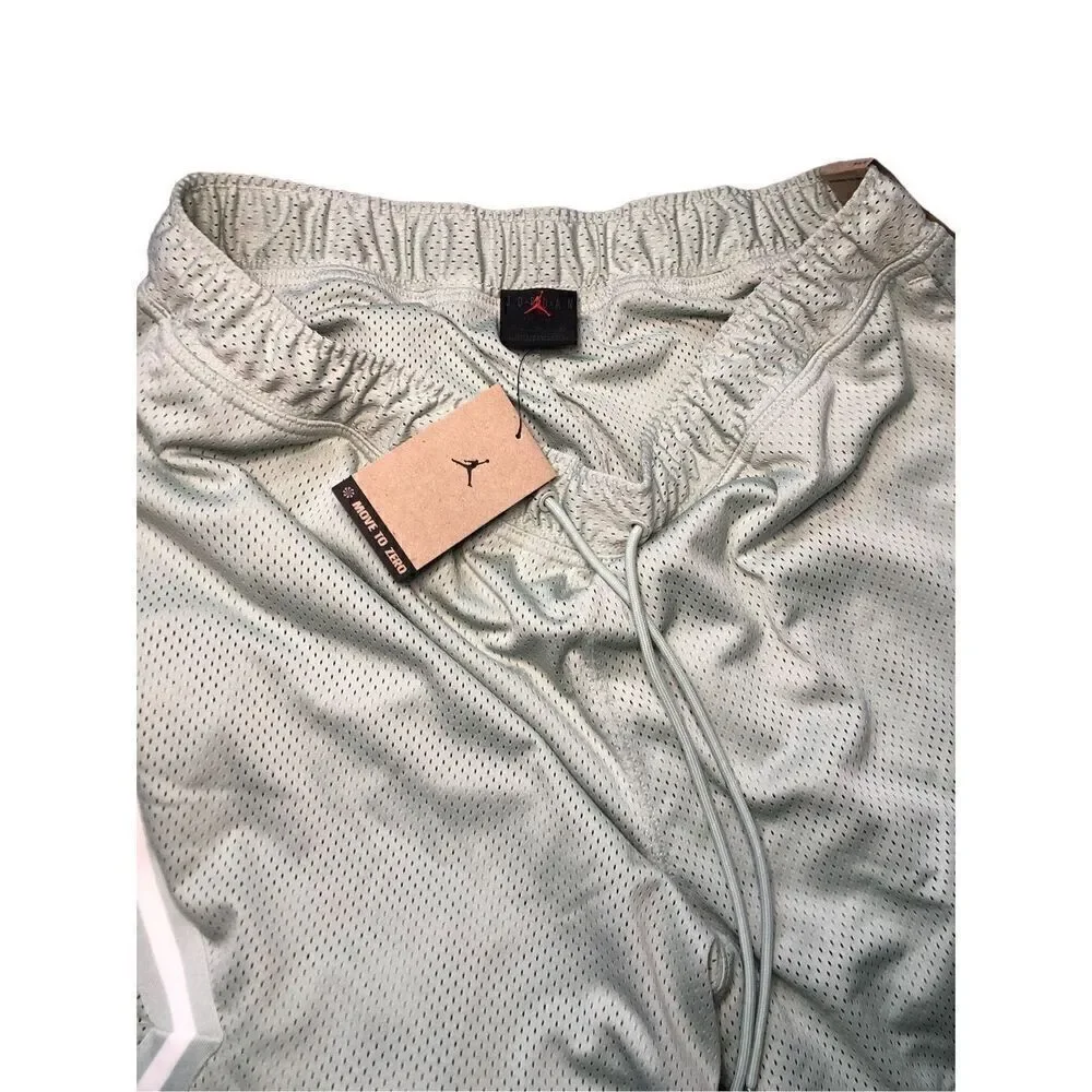 Jordan Essentials Men's Diamond Mesh Shorts Mint Green Size XL